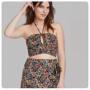 Black floral Halter Crop